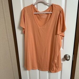 Torrid classic fit orange T-shirt sz 4